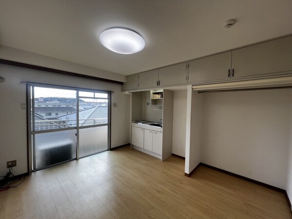 ローズレジデンス西八代の物件内観写真